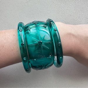 Splendette Clear Green Starburst & Diamante bangle set